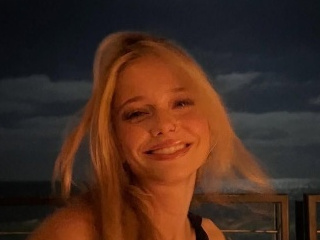 Главная фотография любовницы Кристина