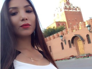 Главная фотография любовницы Динара