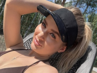 Главная фотография любовницы Kriss