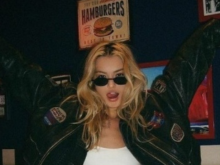 Главная фотография любовницы Mila