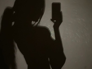 Главная фотография любовницы Мира